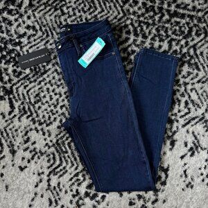 Just Black Demin Grace High Rise Skinny Jean